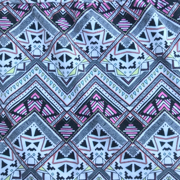 VS Pink Boho / Aztec Print Mini Skirt S - Picture 7 of 9
